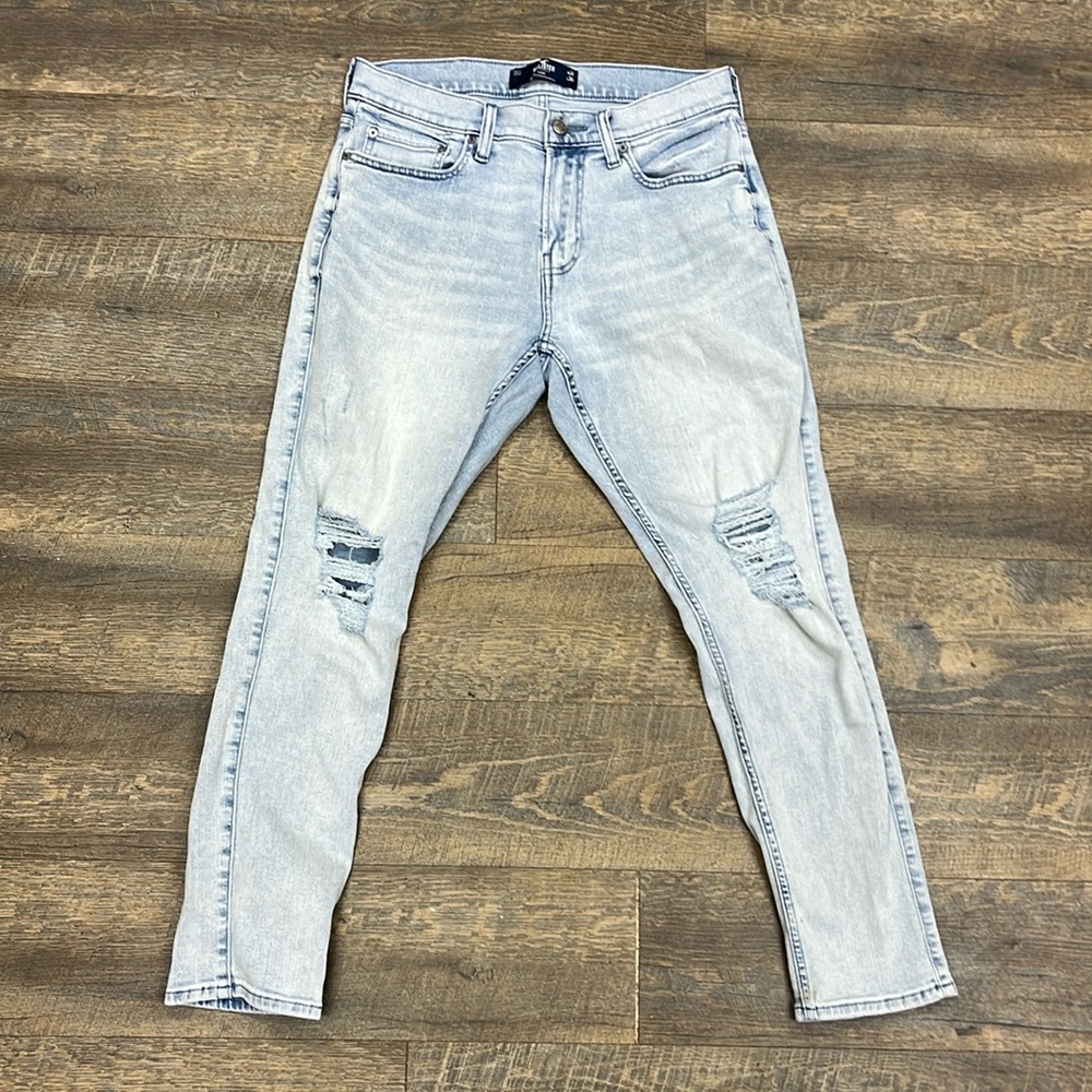 Hollister Taper Advanced Stretched Ripped Slim Jeans